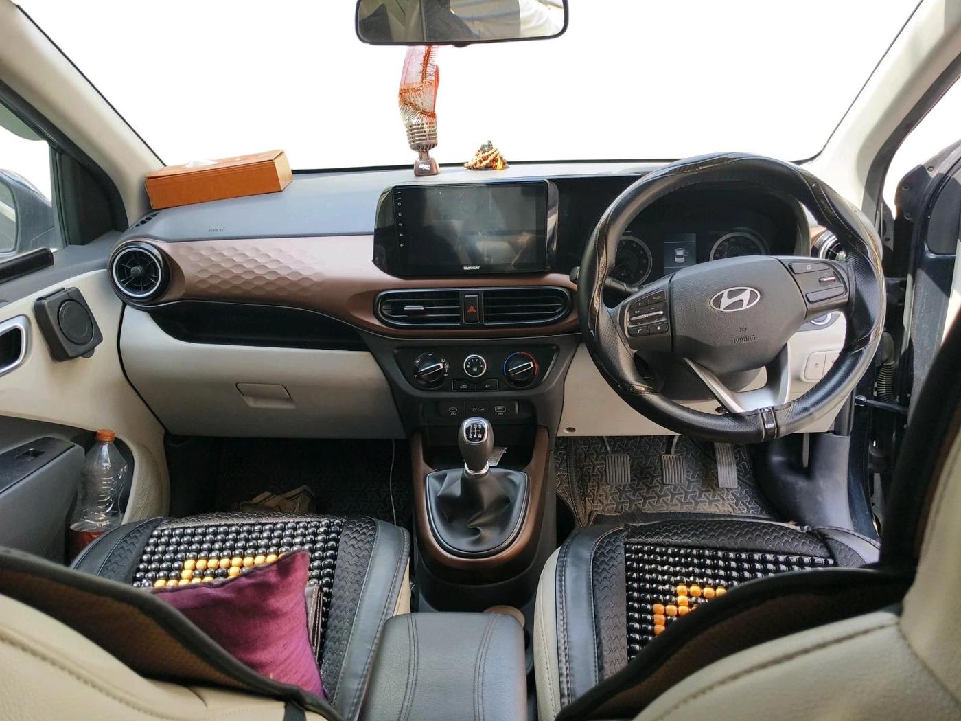 2023 Hyundai AURA SX 1.2 CNG, CNG, Manual, 1,15,010 km, interior