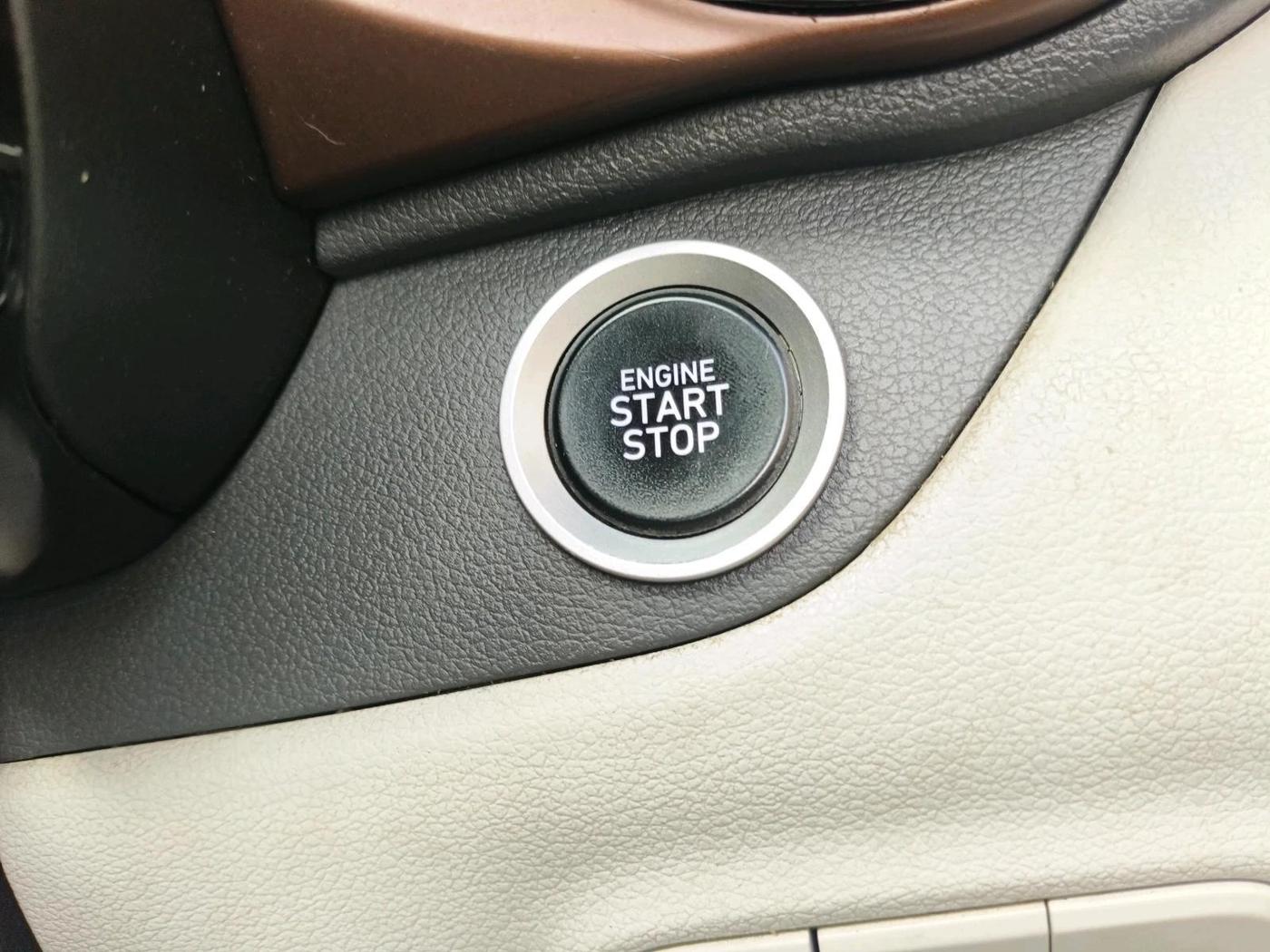 2023 Hyundai AURA SX 1.2 CNG, CNG, Manual, 1,15,010 km, interior