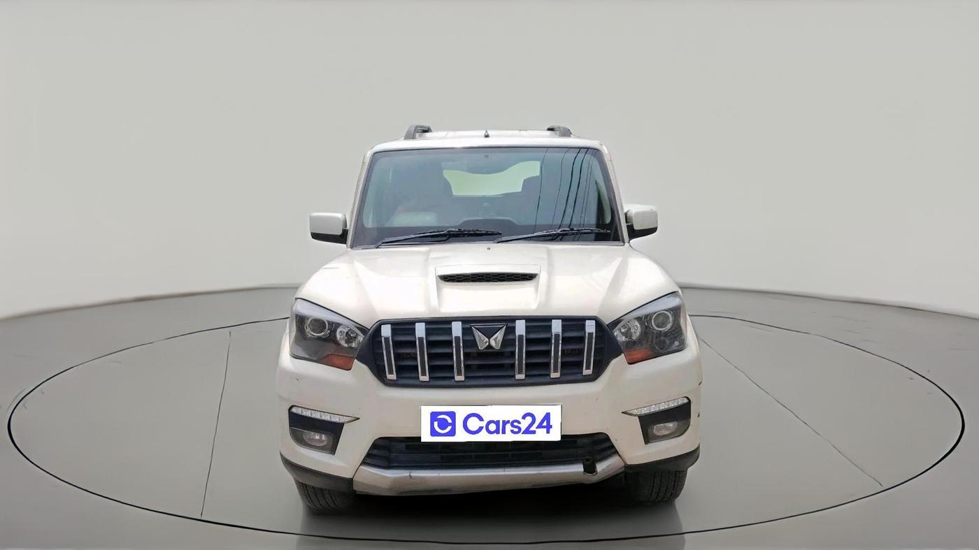 2017 Mahindra Scorpio S8 1.99, Diesel, Manual, 6,940 km, exterior