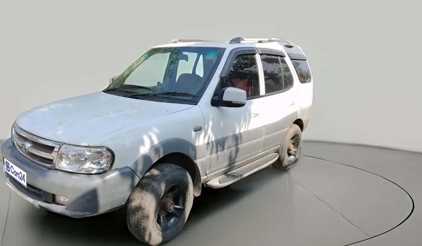 2014 Tata Safari 4X2 LX DICOR, Diesel, Manual, 1,30,629 km, exterior