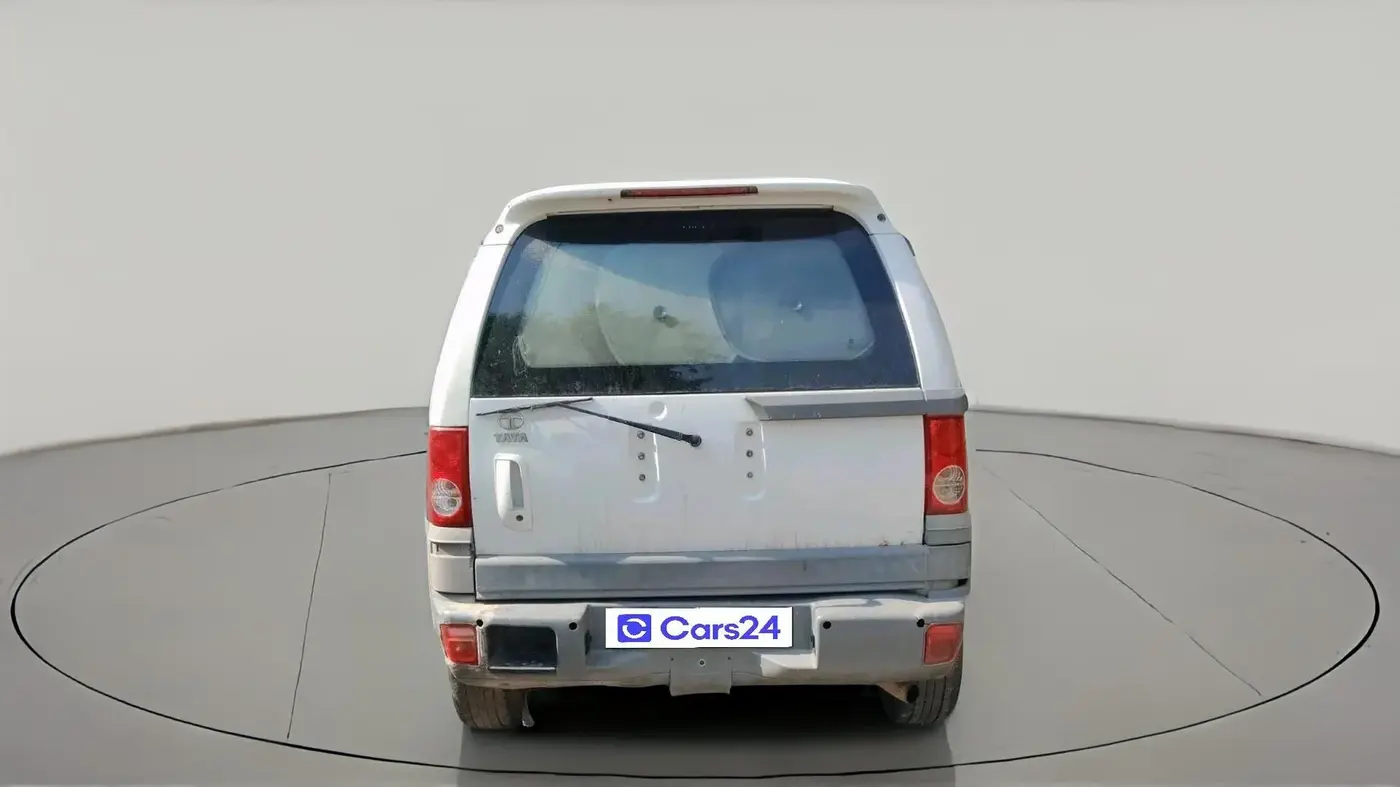 2014 Tata Safari 4X2 LX DICOR, Diesel, Manual, 1,30,629 km, exterior