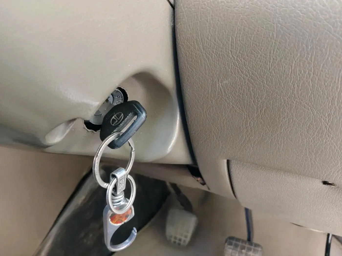 2014 Tata Safari 4X2 LX DICOR, Diesel, Manual, 1,30,629 km, interior