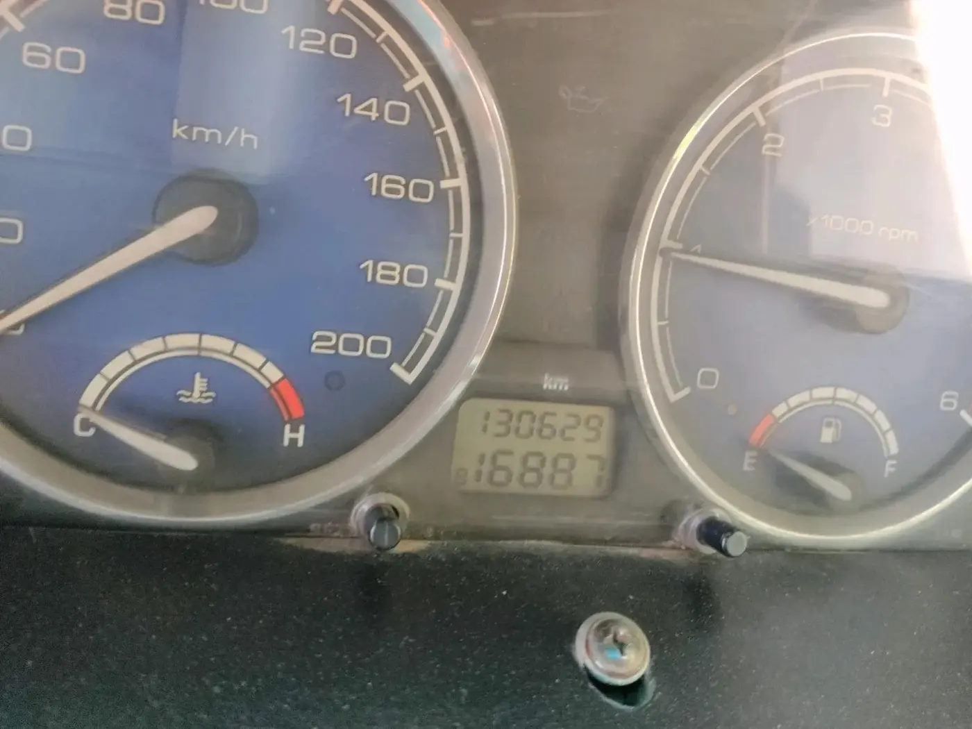 2014 Tata Safari 4X2 LX DICOR, Diesel, Manual, 1,30,629 km, interior