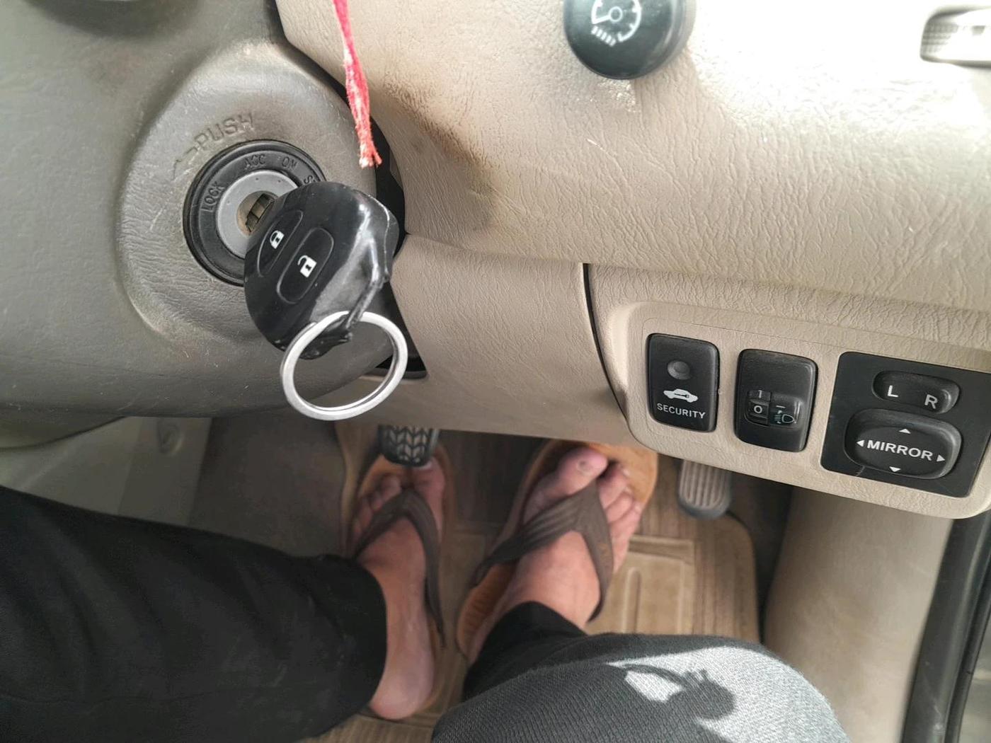 2012 Toyota Innova 2.5 VX 7 STR, Diesel, Manual, 3,75,641 km, interior