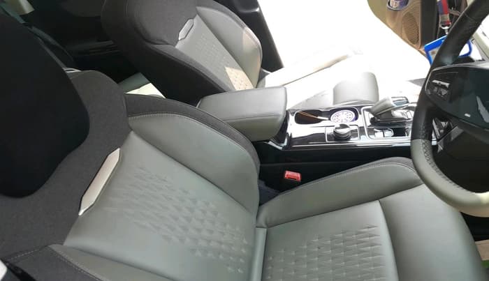 2025 Mahindra XEV 9e Pack Two, Electric, Automatic, 35,069 km, interior