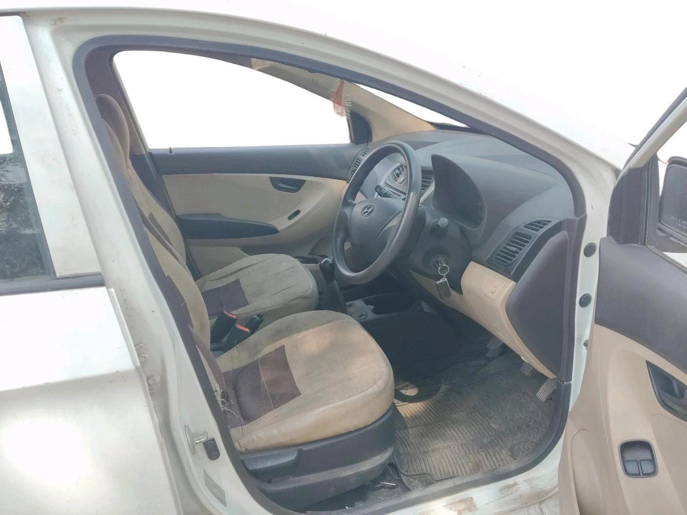 2014 Hyundai Eon ERA +, Petrol, Manual, 19,938 km, interior