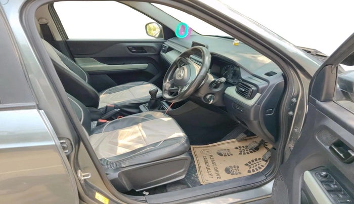 2023 Tata PUNCH ADVENTURE MT, Petrol, Manual, 66,054 km, interior