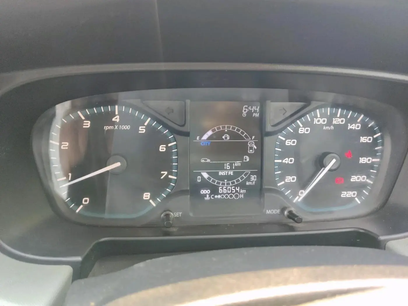 2023 Tata PUNCH ADVENTURE MT, Petrol, Manual, 66,054 km, interior