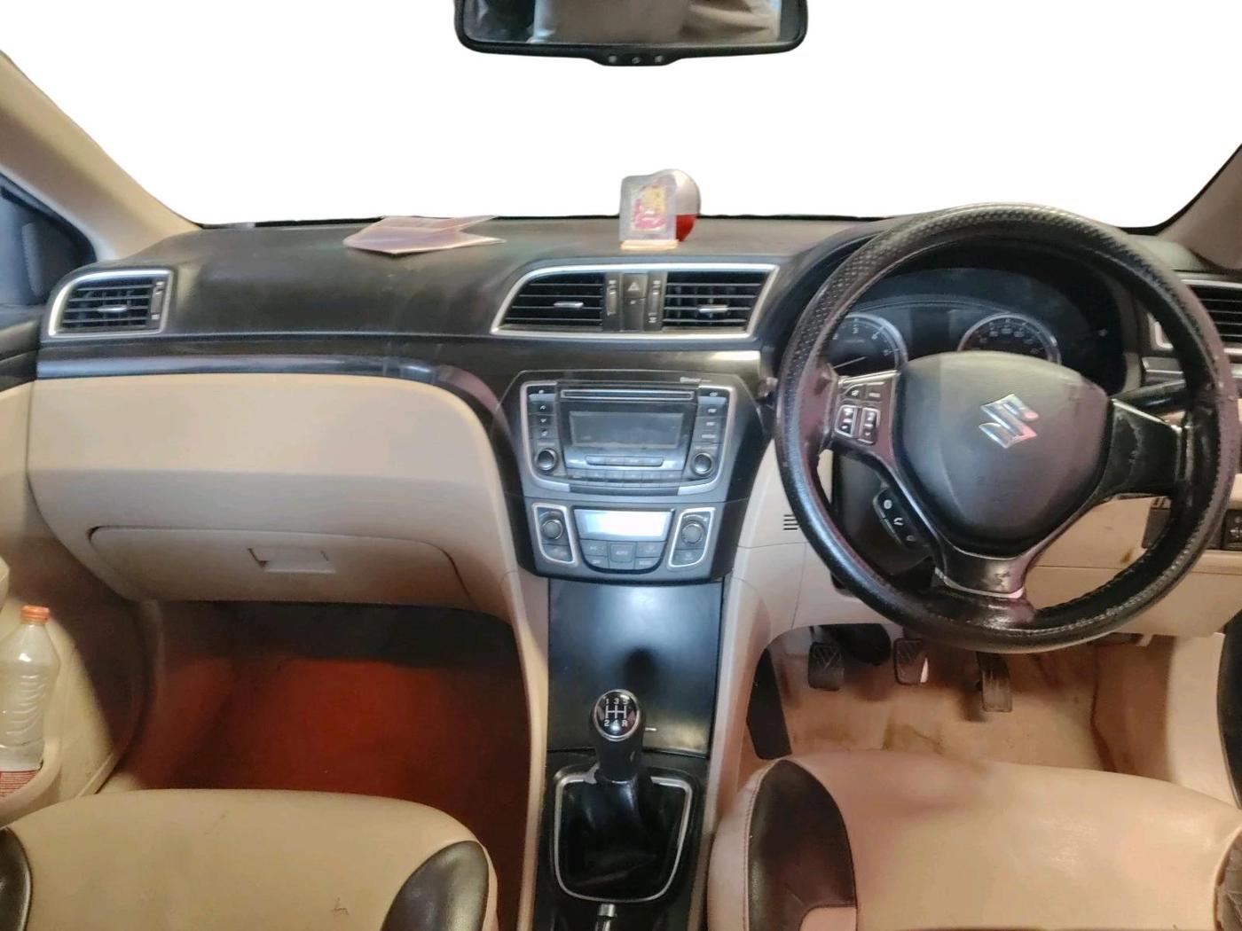 2014 Maruti Ciaz ZDI, Diesel, Manual, 3,42,096 km, interior