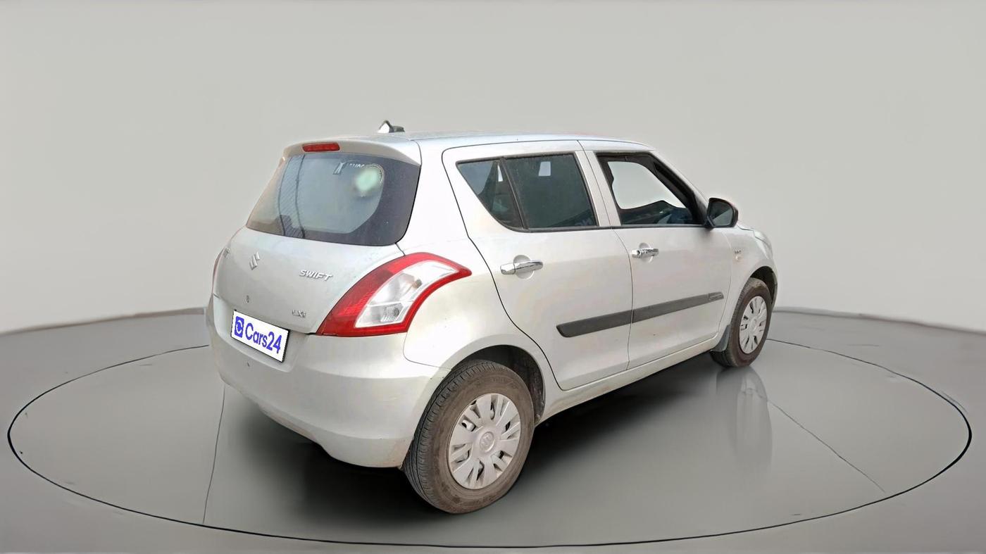 2016 Maruti Swift LXI, CNG, Manual, 90,480 km, exterior