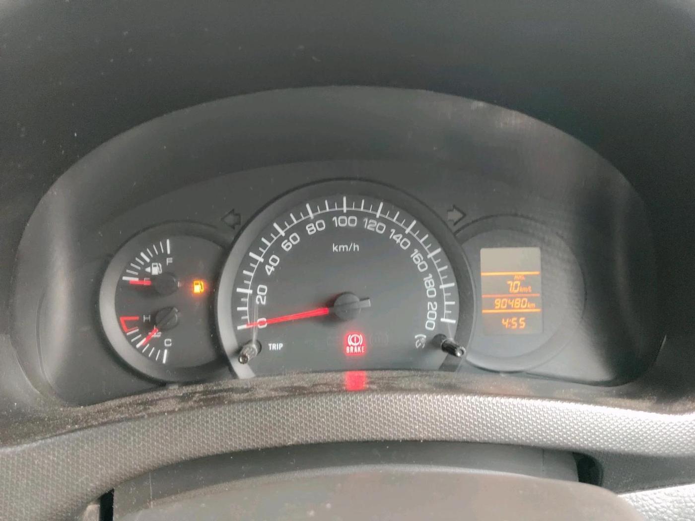 2016 Maruti Swift LXI, CNG, Manual, 90,480 km, interior