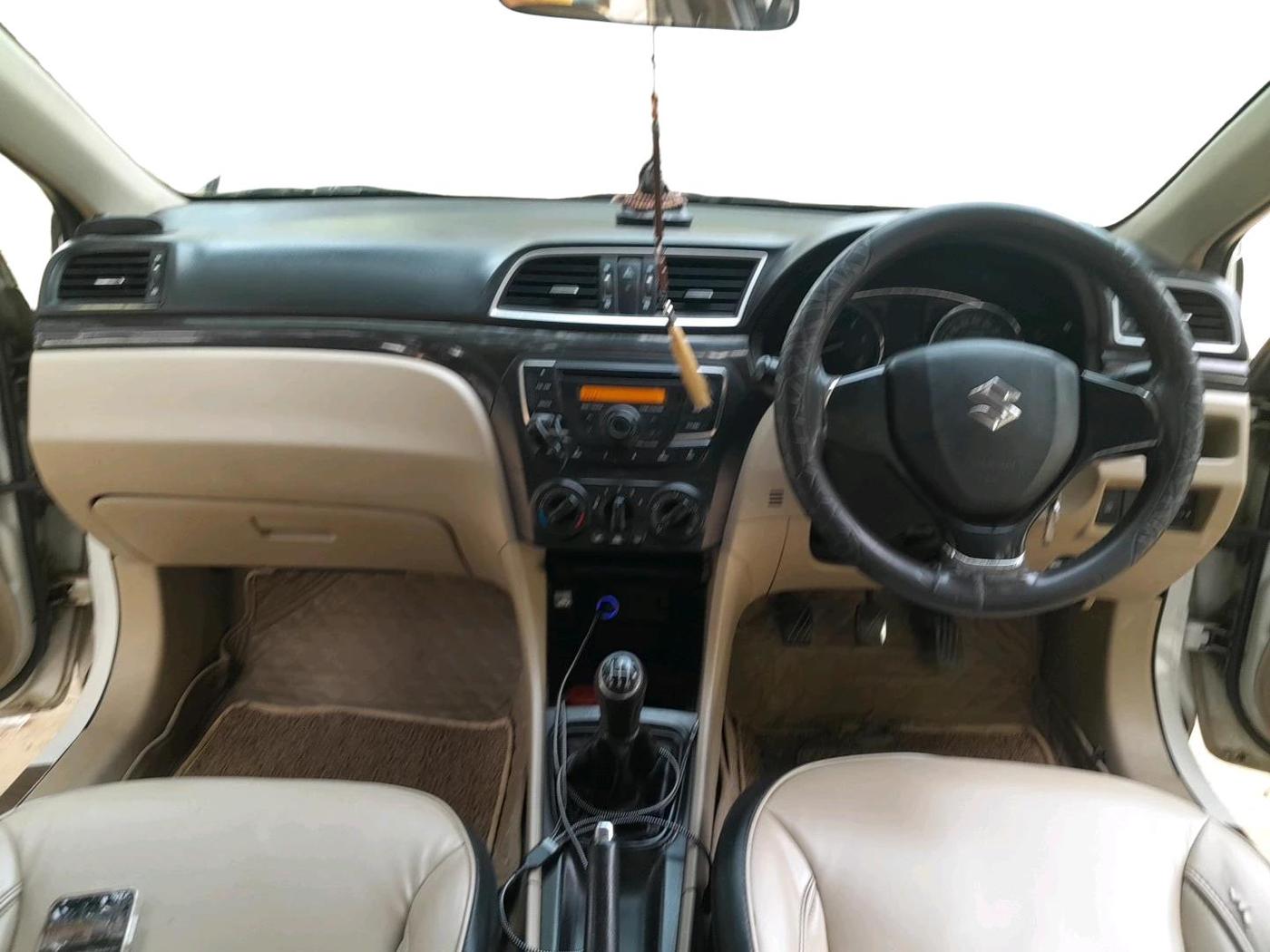 2016 Maruti Ciaz VDI (O) SHVS, Diesel, Manual, 1,35,000 km, interior