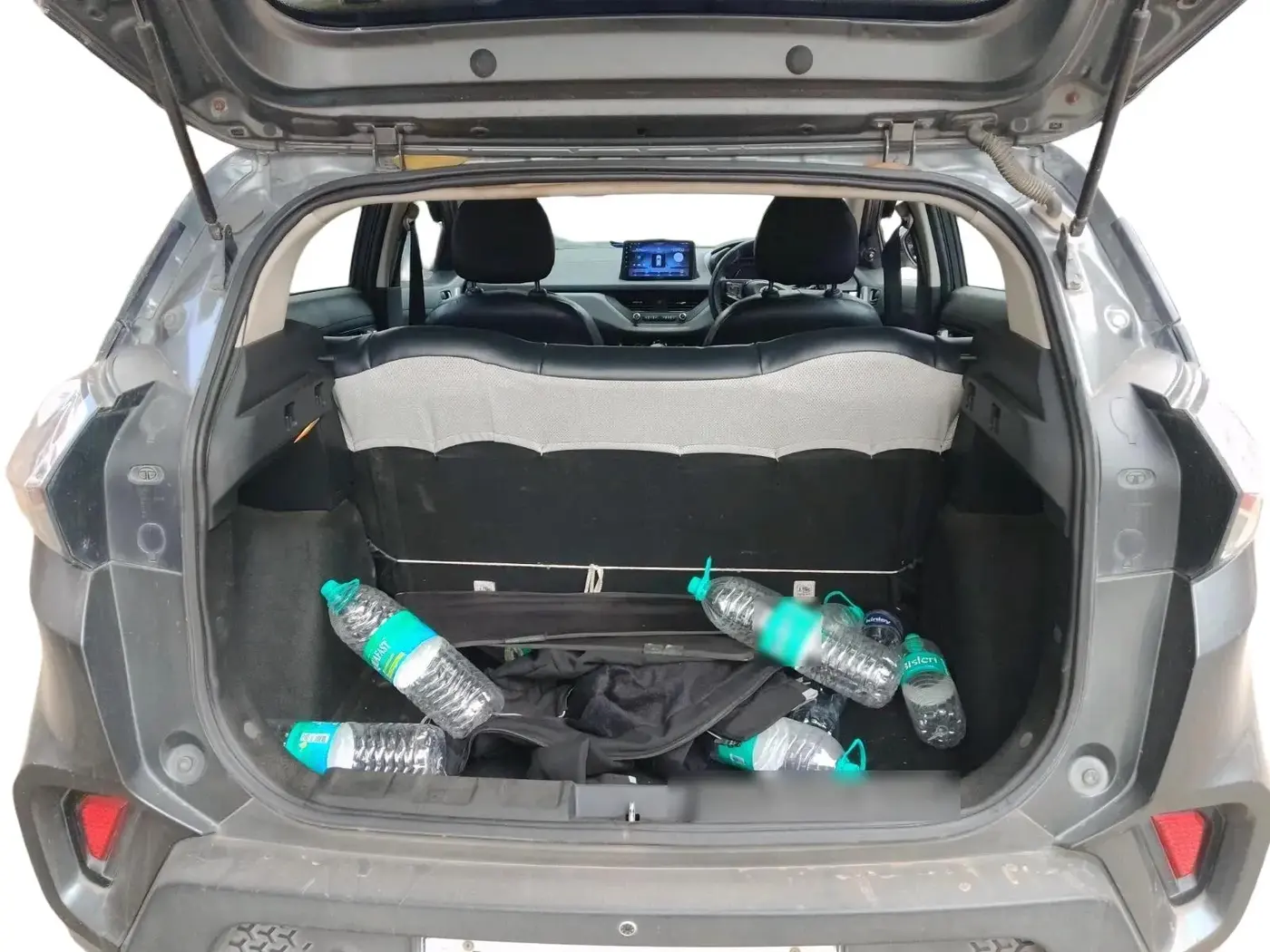 2021 Tata NEXON XM SUNROOF DIESEL, Diesel, Manual, 1,00,102 km, exterior