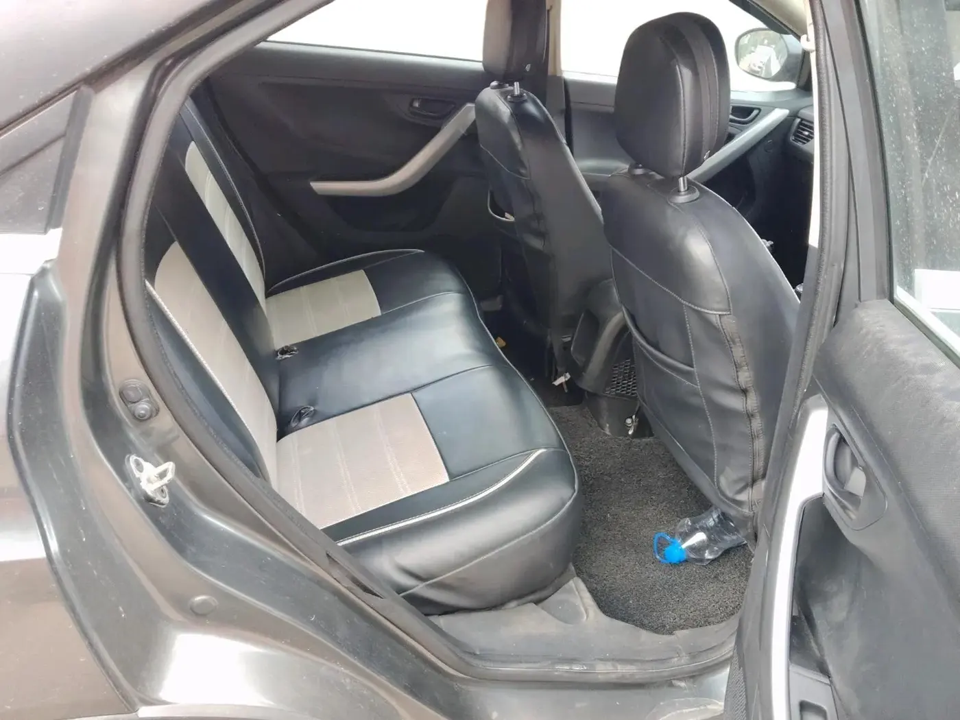 2021 Tata NEXON XM SUNROOF DIESEL, Diesel, Manual, 1,00,102 km, interior
