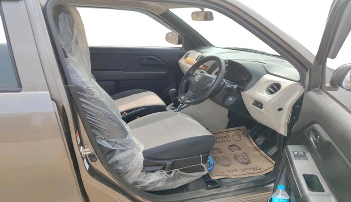 2025 Maruti New Wagon-R LXI 1.0, CNG, Manual, 21,864 km, interior