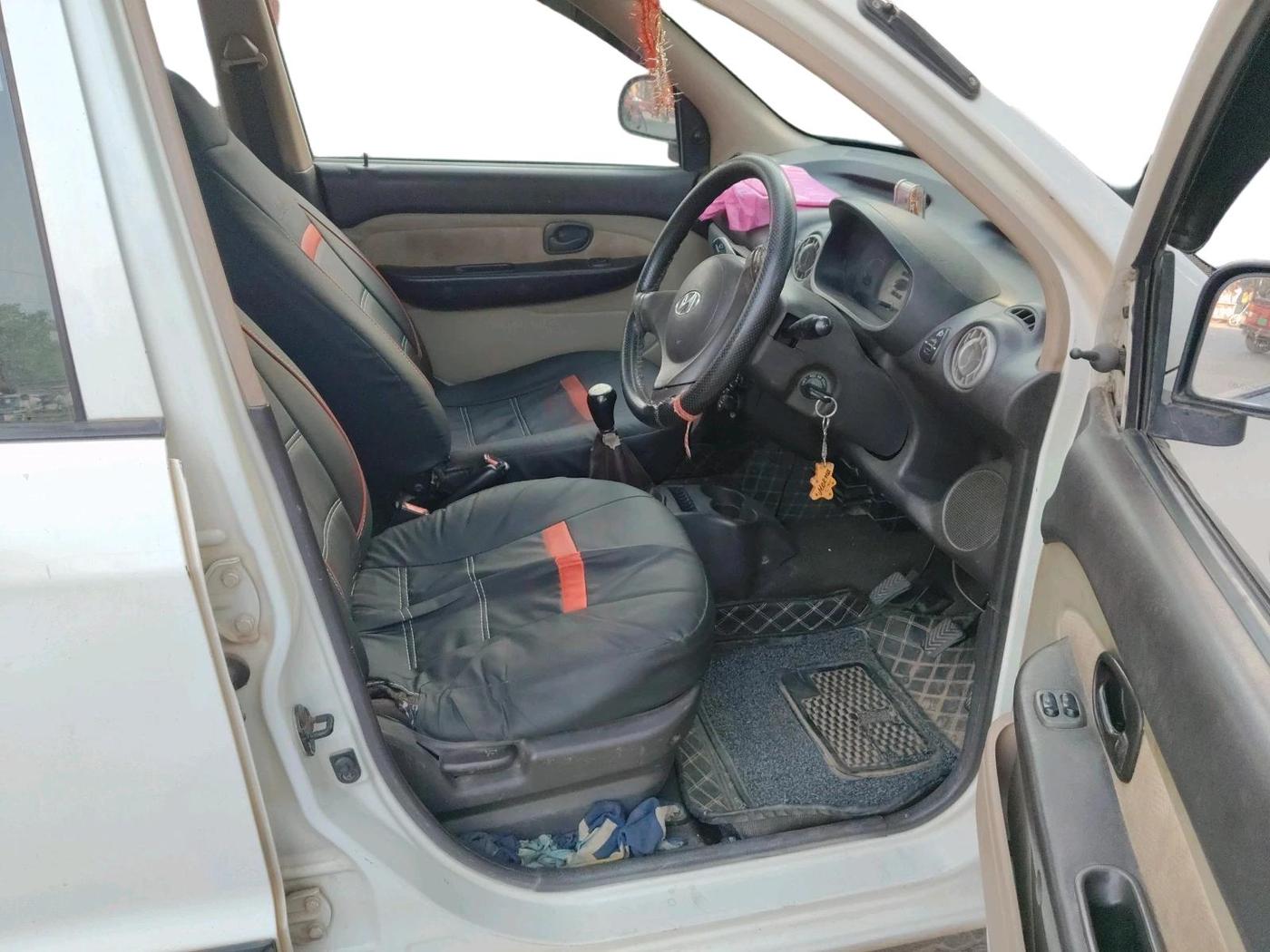 2012 Hyundai Santro Xing GL PLUS, CNG, Manual, 1,09,675 km, interior