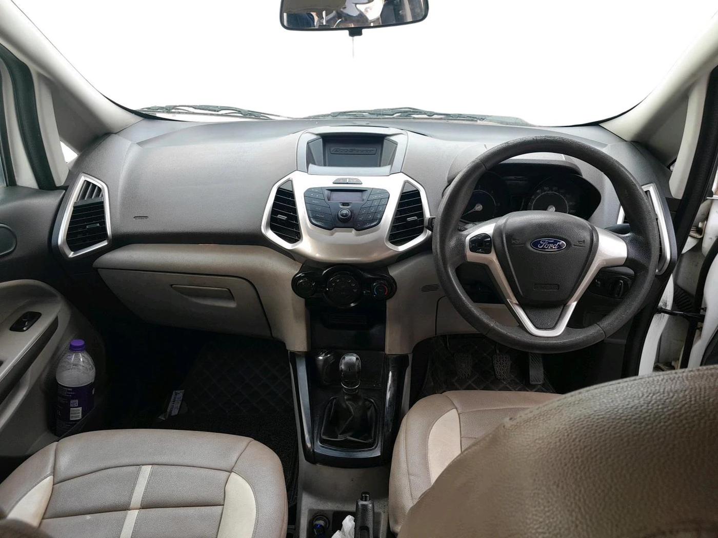 2016 Ford Ecosport TREND 1.5L DIESEL, Diesel, Manual, 1,58,543 km, interior