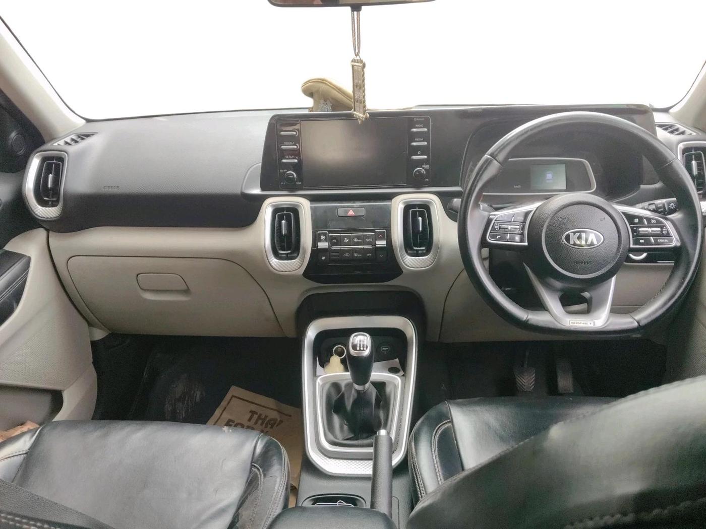 2021 KIA SONET HTX 1.0 IMT, Petrol, Manual, 68,660 km, interior