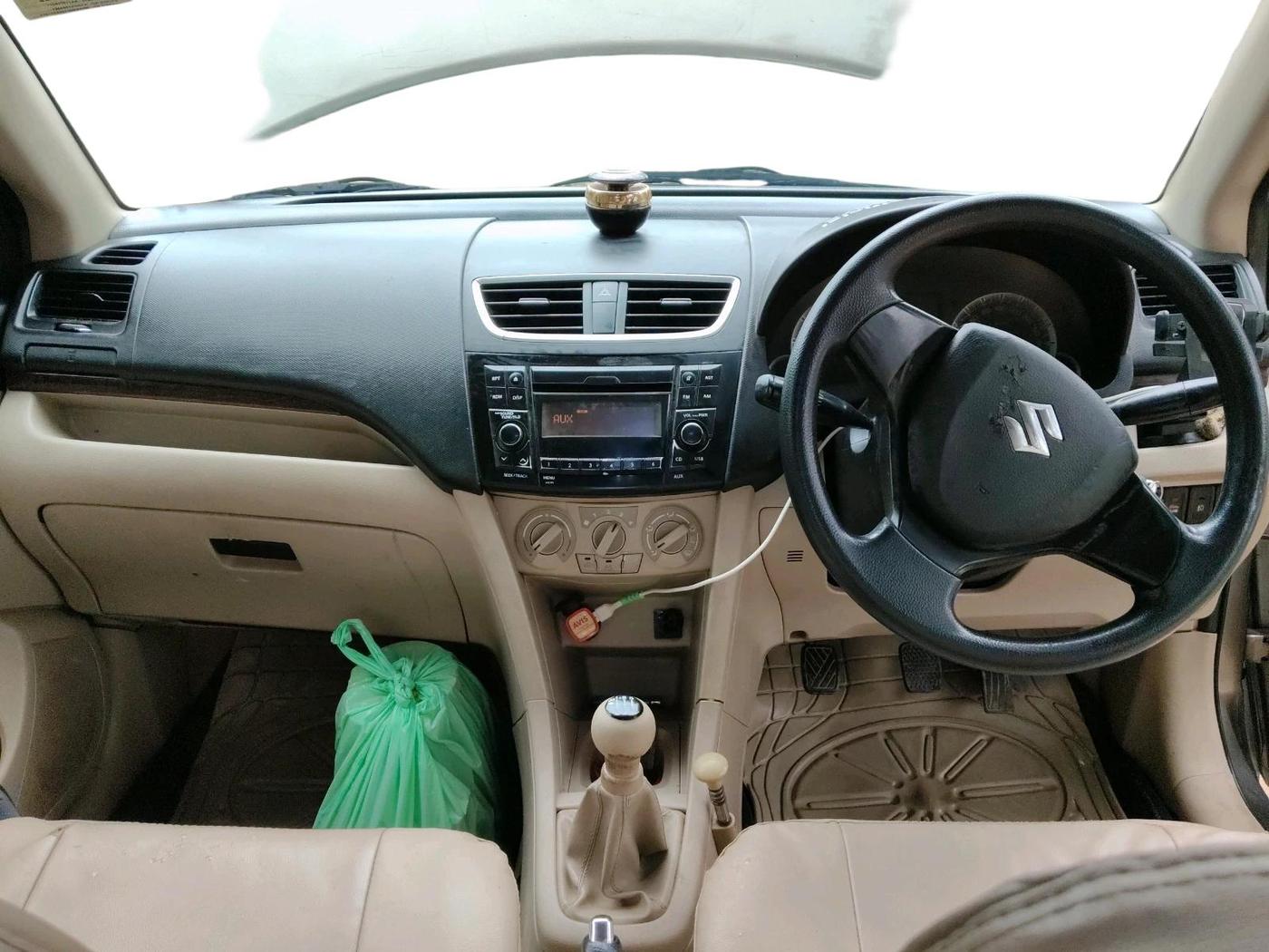 2015 Maruti Swift Dzire VXI, CNG, Manual, 1,18,420 km, interior