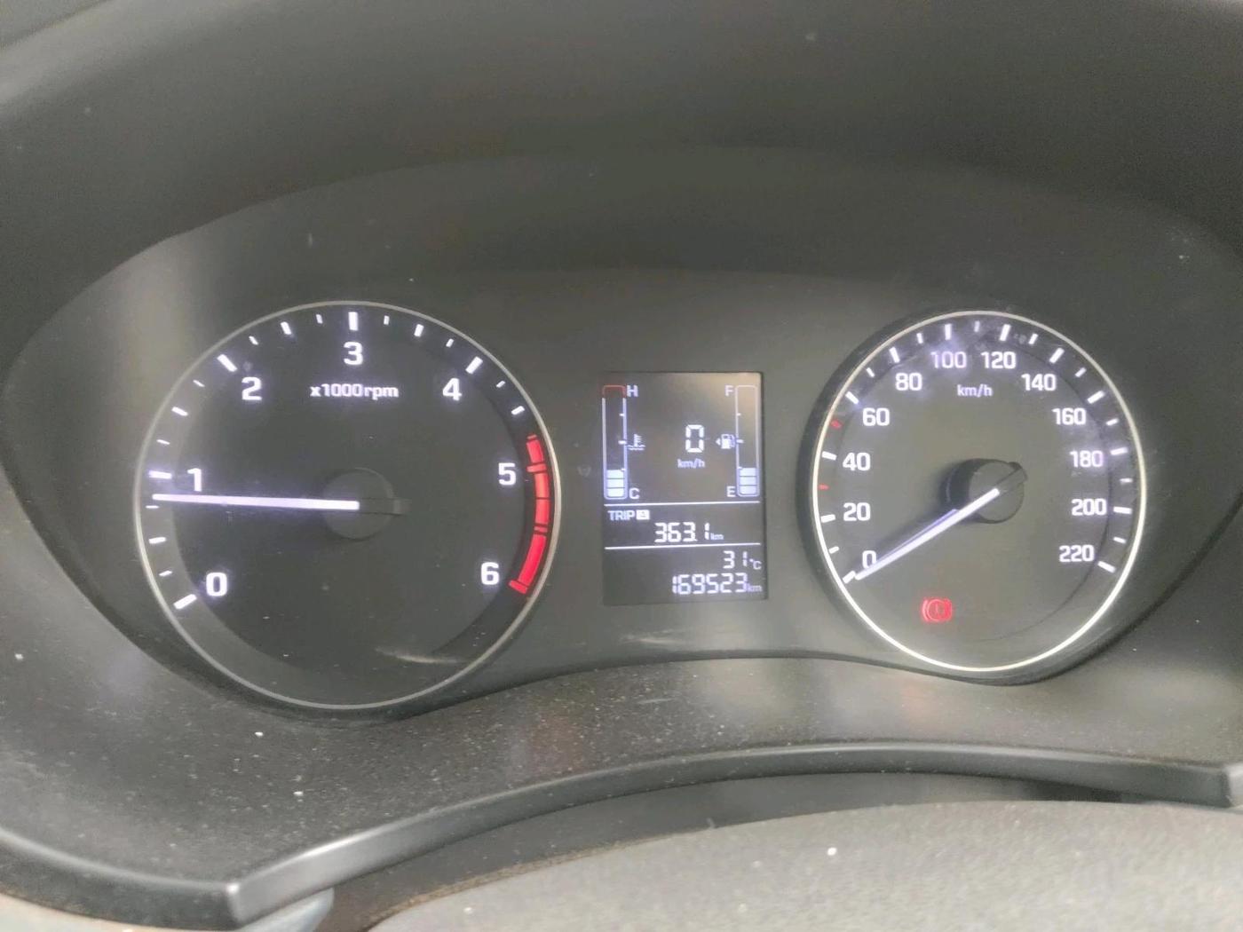 2017 Hyundai i20 Active 1.4, Diesel, Manual, 1,69,753 km, interior