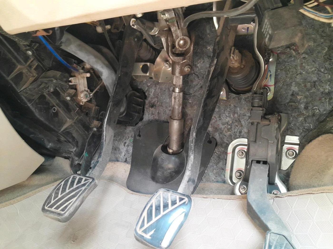2015 Maruti Ertiga VXI, CNG, Manual, 2,29,088 km, interior