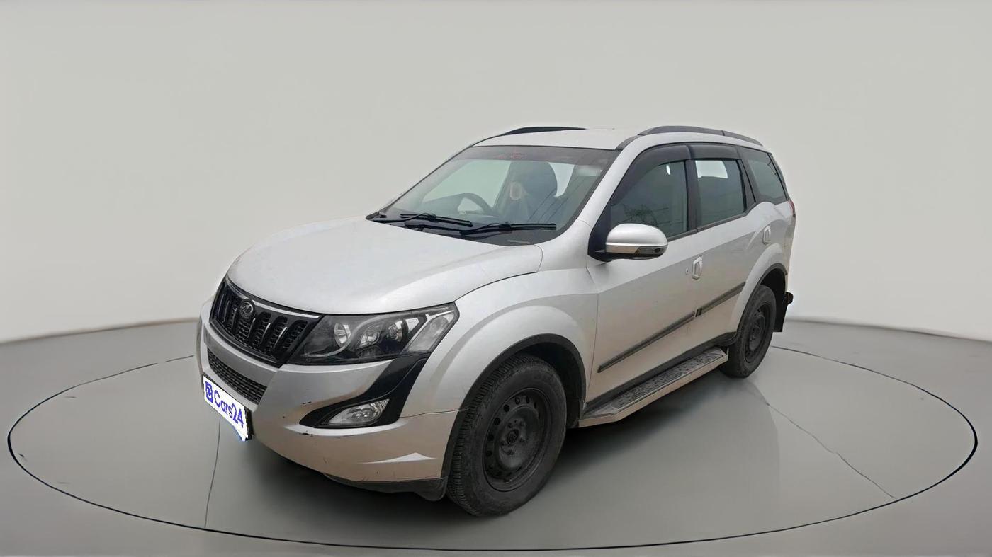 2016 Mahindra XUV500 W6 1.99, Diesel, Manual, 1,34,061 km, exterior