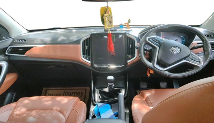 2022 MG HECTOR PLUS SHARP 2.0 DIESEL TURBO MT 6-STR, Diesel, Manual, 74,541 km, interior