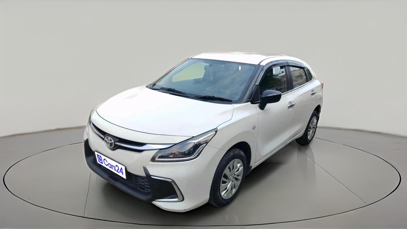 2022 Toyota Glanza E, Petrol, Manual, 68,376 km, exterior