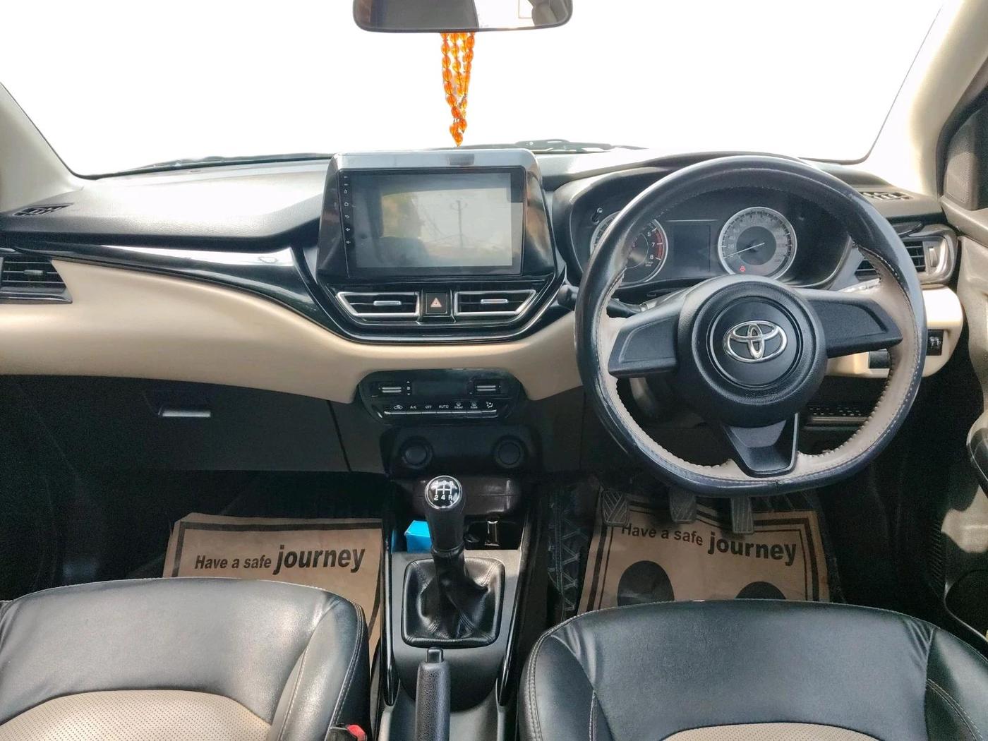 2022 Toyota Glanza E, Petrol, Manual, 68,376 km, interior