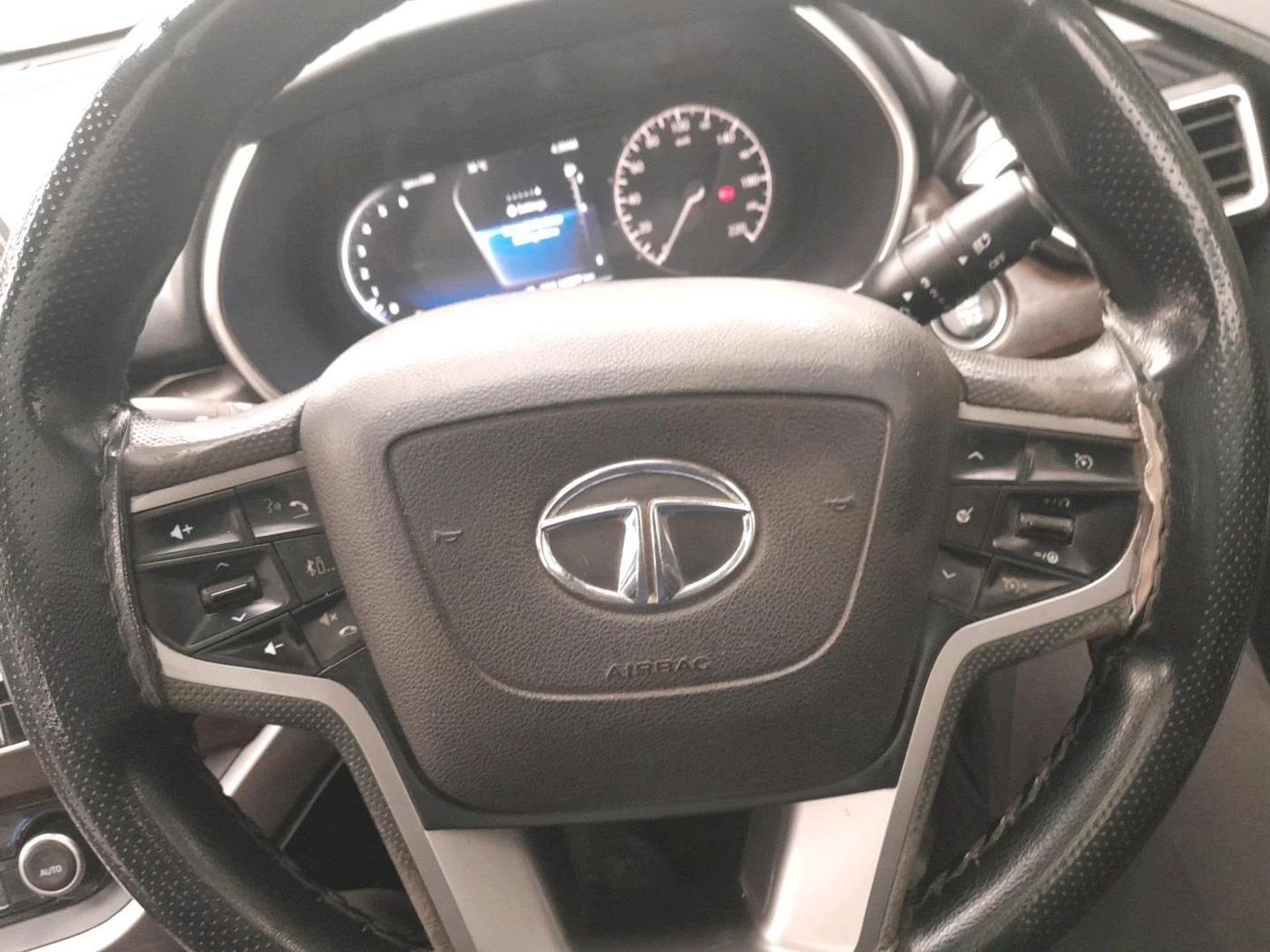 2020 Tata Harrier XZ PLUS 2.0L DUAL TONE, Diesel, Manual, 1,42,877 km, interior