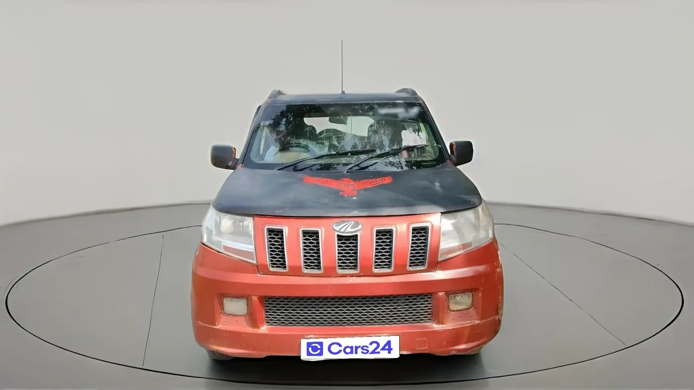 2017 Mahindra TUV300 T8, Diesel, Manual, 80,459 km, exterior