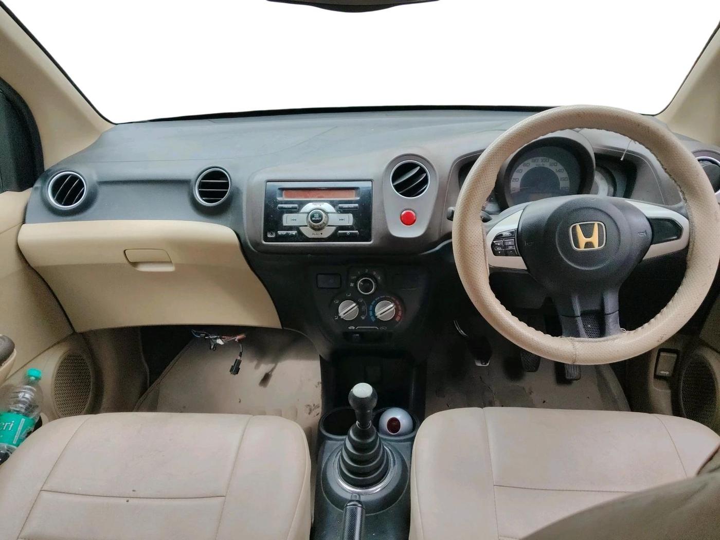 2011 Honda Brio E MT, Petrol, Manual, 78,562 km, interior