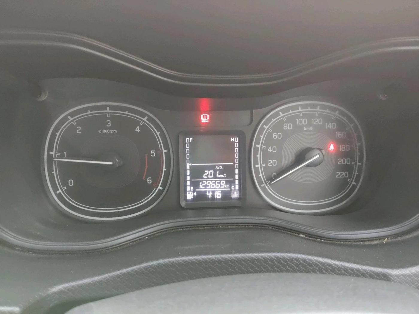 2018 Maruti Vitara Brezza VDI, Diesel, Manual, 1,29,669 km, interior