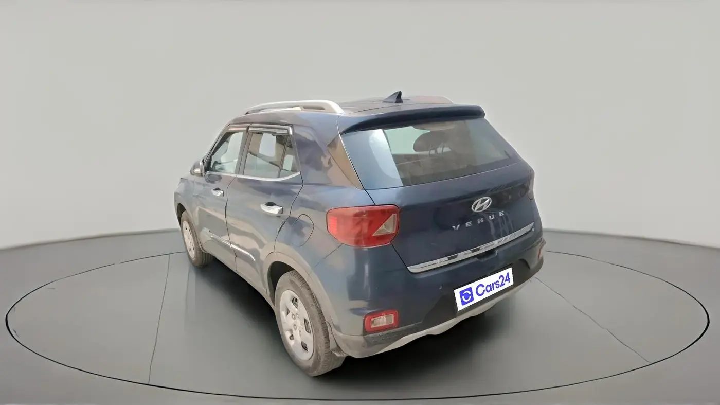 2022 Hyundai VENUE S+ 1.2, Petrol, Manual, 62,374 km, exterior