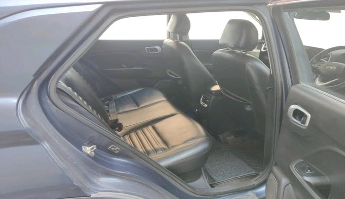 2022 Hyundai VENUE S+ 1.2, Petrol, Manual, 62,374 km, interior