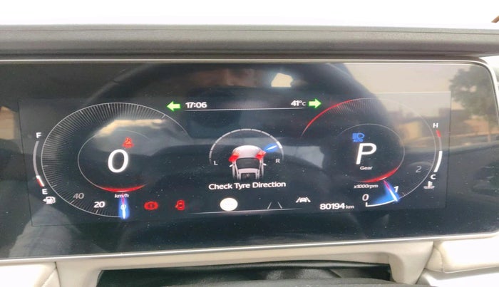 2021 Mahindra XUV700 AX 7 LUXURY P AT 7 STR, Petrol, Automatic, 80,194 km, interior