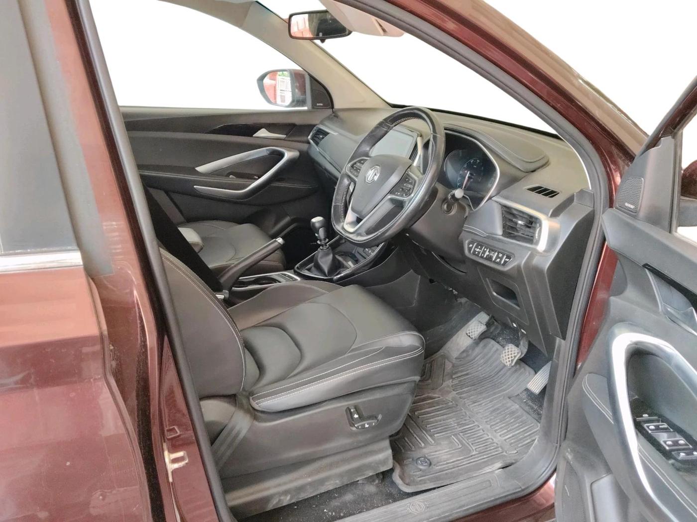2019 MG HECTOR SHARP 2.0 DIESEL, Diesel, Manual, 1,03,362 km, interior