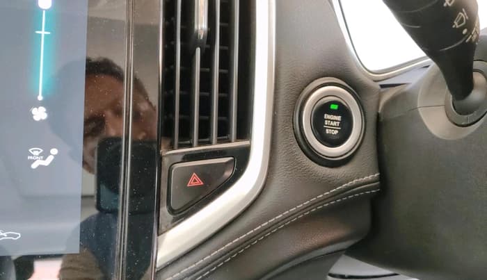 2019 MG HECTOR SHARP 2.0 DIESEL, Diesel, Manual, 1,03,362 km, interior