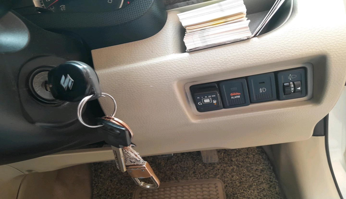 2015 Maruti Swift Dzire VXI, CNG, Manual, 49,817 km, interior