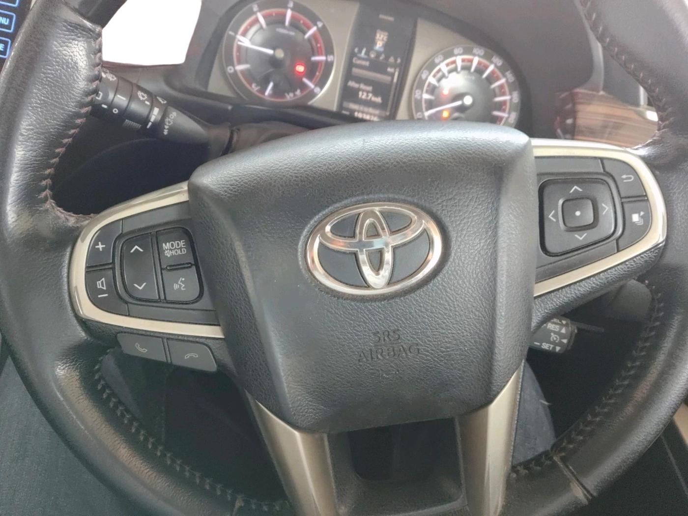 2017 Toyota Innova Crysta TOURING SPORT DIESEL AT, Diesel, Automatic, 1,93,826 km, interior