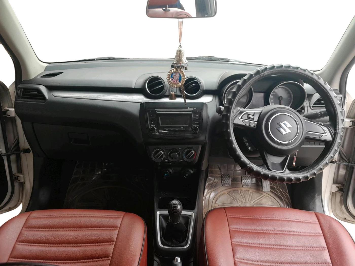 2018 Maruti Swift VXI, Petrol, Manual, 61,013 km, interior