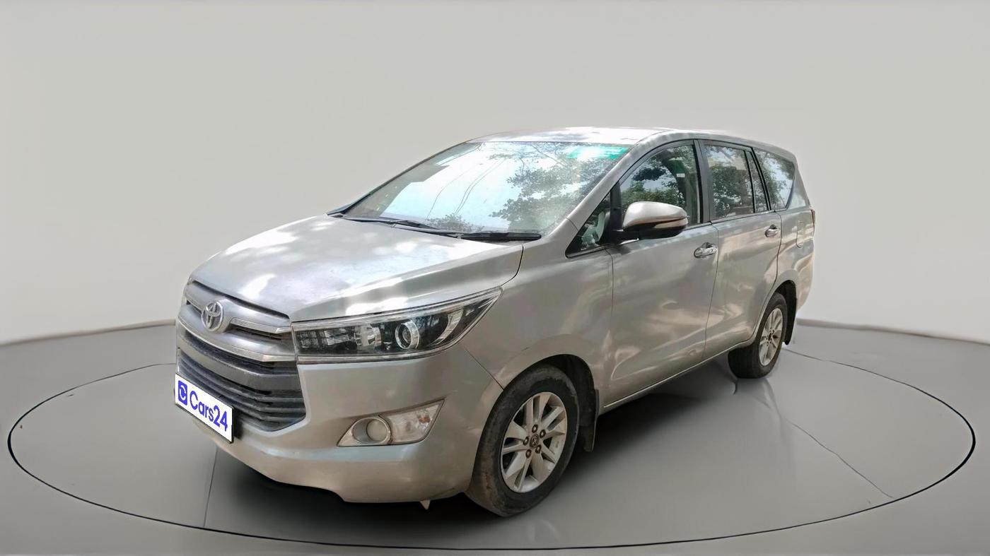 2016 Toyota Innova Crysta 2.4 VX 7 STR, Diesel, Manual, 1,90,912 km, exterior