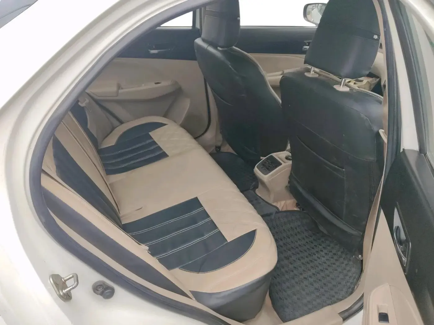 2018 Maruti Dzire VXI, Petrol, Manual, 1,09,643 km, interior