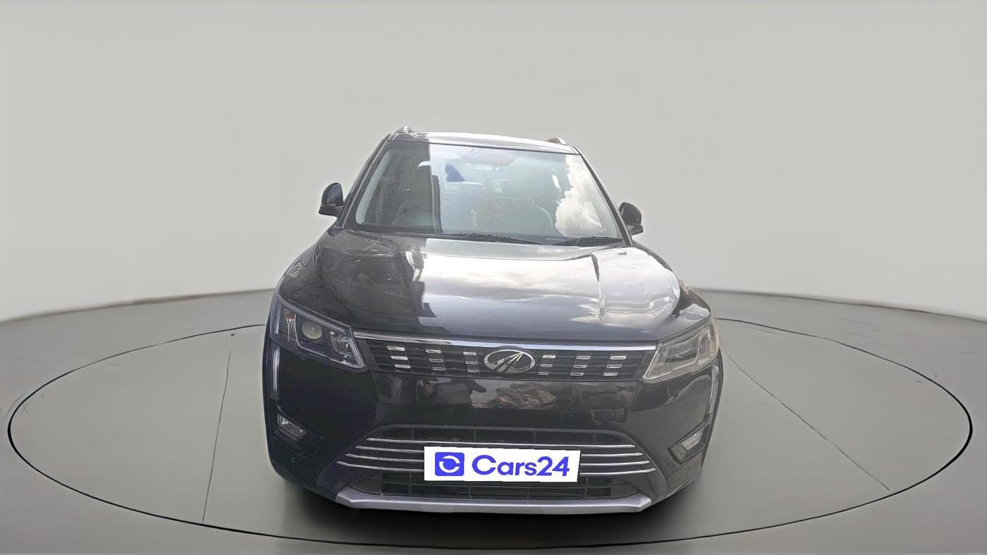 2019 Mahindra XUV300 W8 (O) 1.5 DIESEL, Diesel, Manual, 51,199 km, exterior