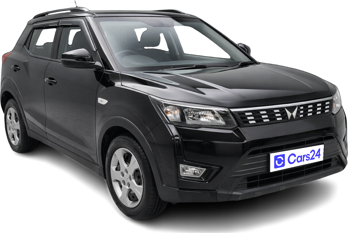 2023 Mahindra XUV300 - SUV - Petrol - Manual - ₹7.50 lakh