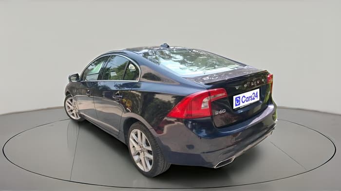 2017 Volvo S60 KINETIC D4, Diesel, Automatic, 78,550 km, exterior