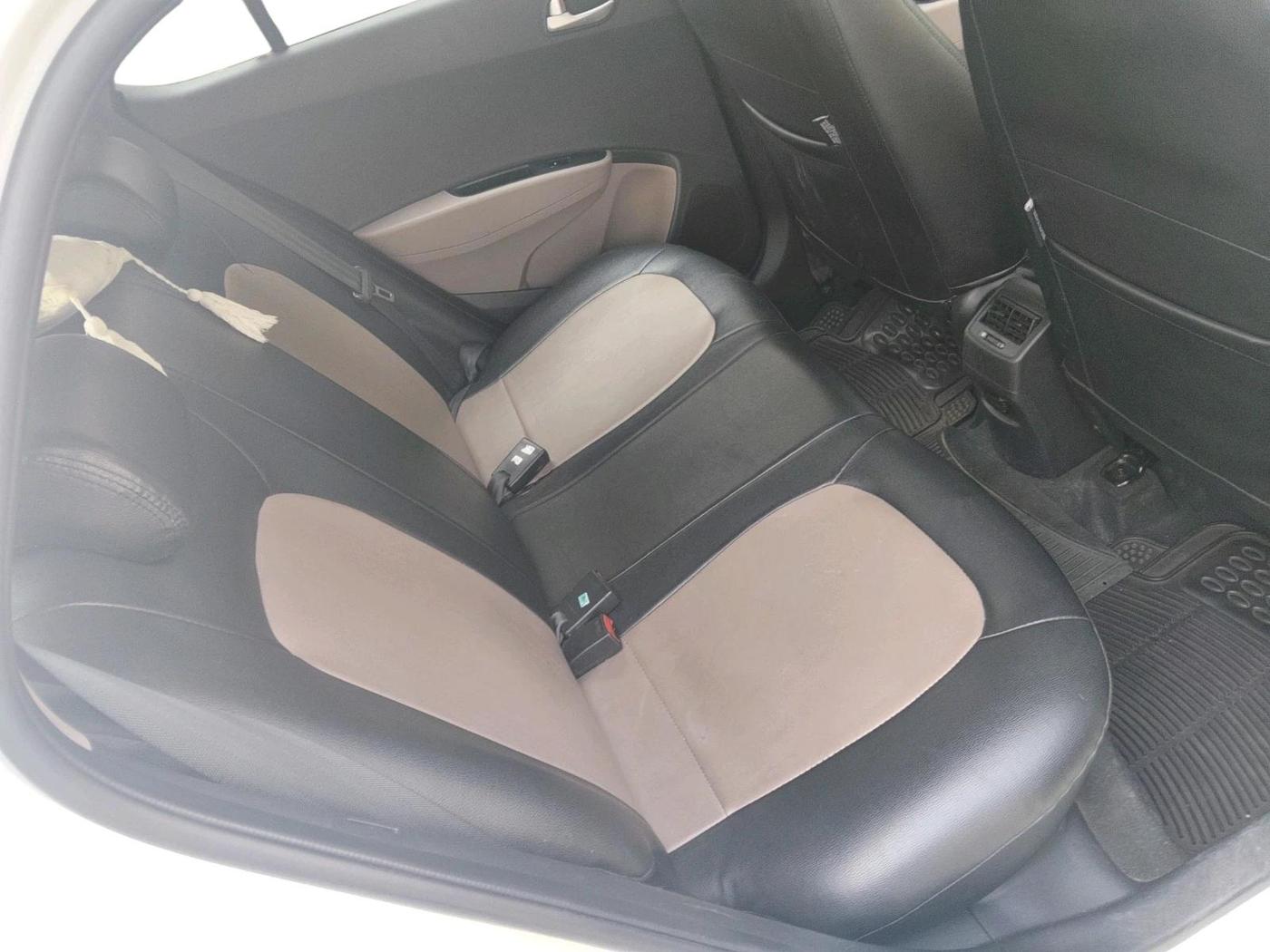 2014 Hyundai Grand i10 ASTA 1.1 CRDI, Diesel, Manual, 85,411 km, interior
