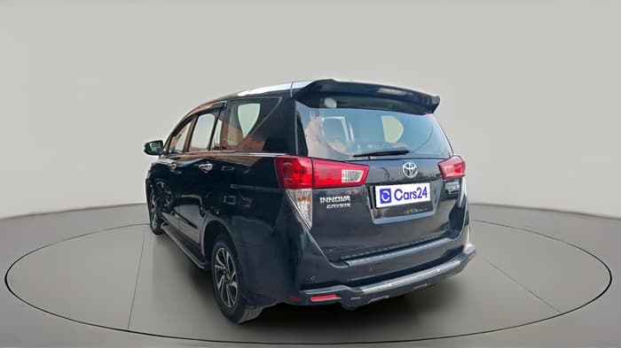2022 Toyota Innova Crysta 2.4 VX 7 STR, Diesel, Manual, 39,240 km, exterior