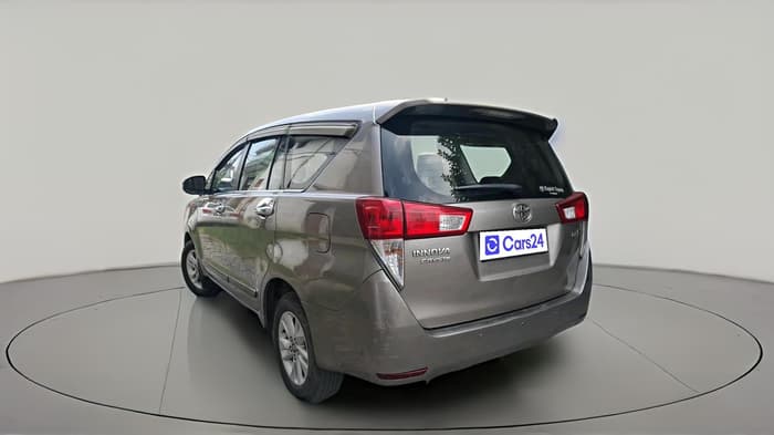 2018 Toyota Innova Crysta 2.4 G 7 STR, Diesel, Manual, 1,63,686 km, exterior