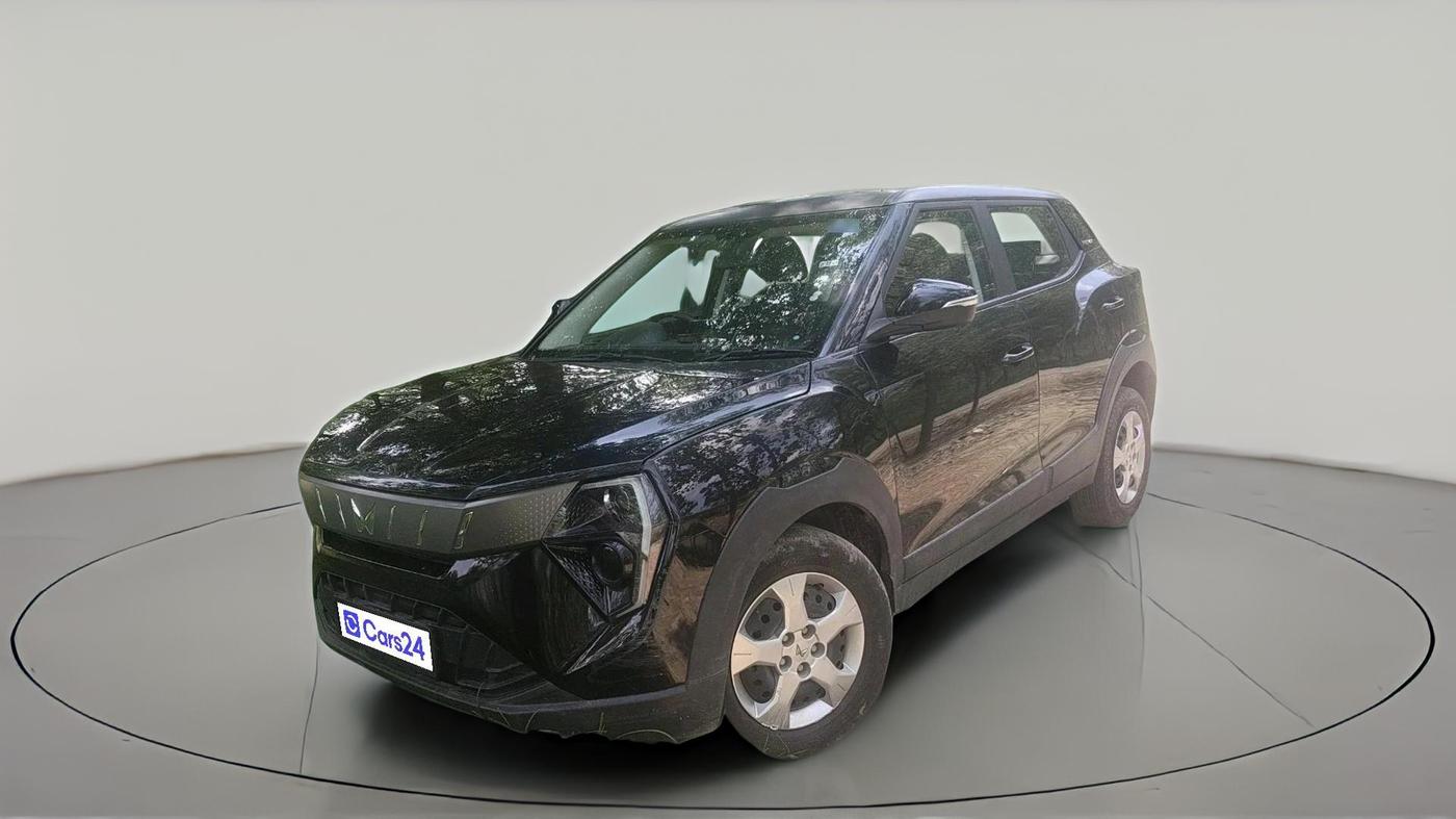 2026 Mahindra XUV 3XO REVX M (O)1.2 Petrol, Petrol, Manual, 10,133 km, exterior